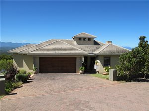 4 Bed House in Plettenberg Bay