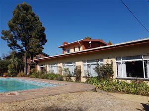 5 Bed House in Panorama