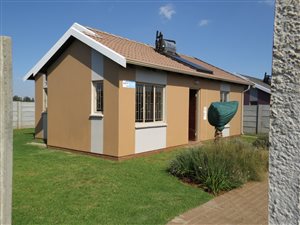 2 Bed House in Savanna City