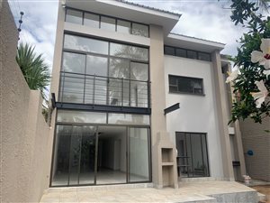 4 Bed House in Oriel