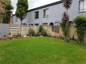 3 Bed Duplex in Hutten Heights