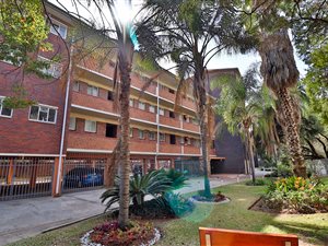 1.5 Bed Apartment in Queenswood