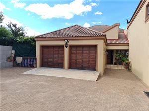 3 Bed Townhouse in Eureka