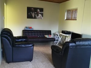 1 Bed Garden Cottage in Bothas Hill