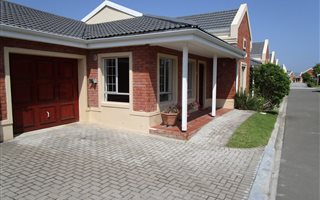 3 Bedroom Townhouse in Denneoord