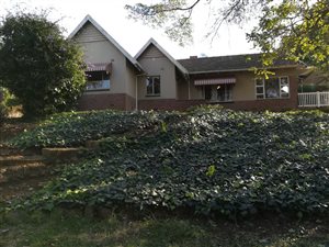 3 Bed House in Bisley