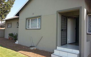4 Bedroom House in Hazel Park