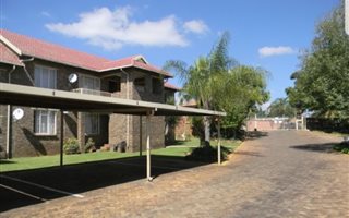 2 Bedroom Apartment in Highveld