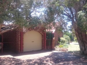 2 Bed Townhouse in Meiringspark