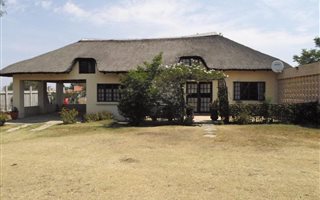 6 Bedroom House in President Park