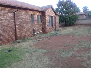 3 Bed House in Chantelle