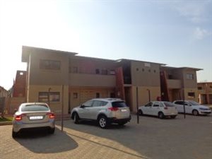 1 Bedroom Townhouse in Rynfield