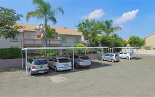 2 Bedroom House in Edenglen