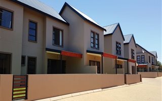 2 Bedroom Townhouse in Redstone Country Estate