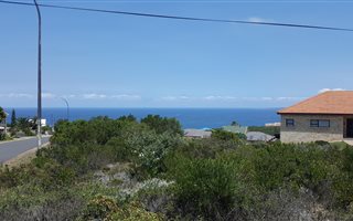 882 m² Land available in Dana Bay