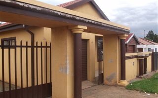 3 Bedroom House in Sebokeng Zone 6