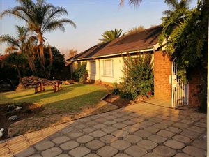 5 Bed House in Modder East