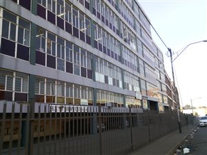 350 m² Industrial space in New Centre