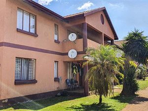 2 Bed Apartment in Jan Niemand Park