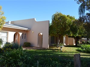 4 Bed House in Oosterville
