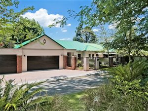 5 Bed House in Thornhill Estate