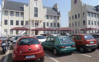 120 m² Commercial space in Jet Park