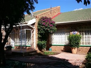 2 Bed Cluster in La Hoff