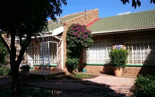 2 Bedroom Cluster in La Hoff
