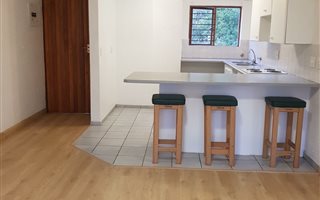 2 Bedroom Flat in Marais Steyn Park