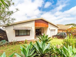 3 Bed House in Manor Gardens
