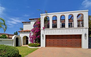 4 Bedroom House in Glen Erasmia