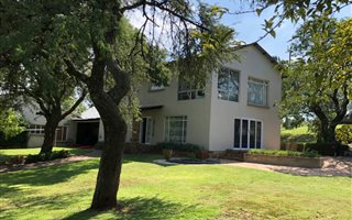 4.2 ha Farm in Boschkop