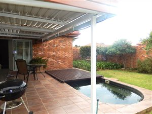 3 Bed Townhouse in Rietvalleirand
