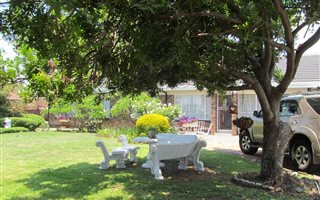 4 Bedroom House in Sinoville