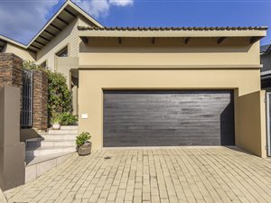 3 Bed House in Stone River Estate
