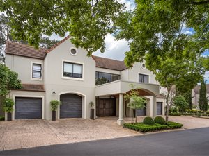 4 Bed House in Boschenmeer Golf Estate