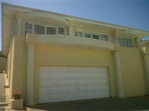 3 Bed Townhouse in La Mercy