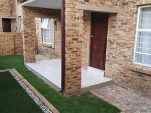 2 Bed Apartment in Honeydew