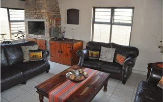 3 Bedroom House in Oakglen