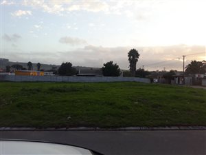 714 m² Land available in Kleinvallei