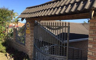 3 Bedroom House in Crossmoor