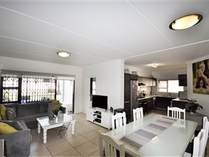 3 Bed Apartment in Petervale