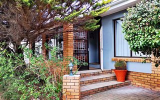 4 Bedroom House in Heiderand