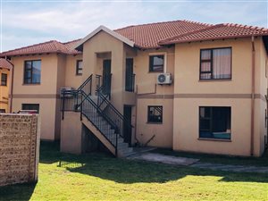 3 Bed Apartment in Parkrand