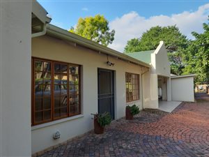 4 Bedroom House in Groenkloof
