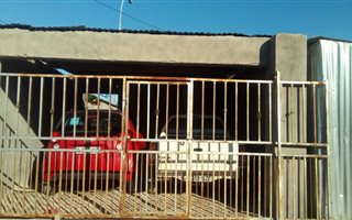 2 Bedroom House in Crossroads