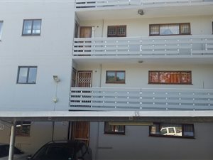 2 Bed Flat in Bluff