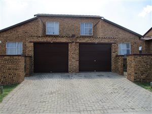 2 Bed Apartment in Honey Park