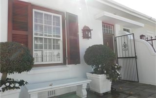 2 Bedroom House in Wynberg
