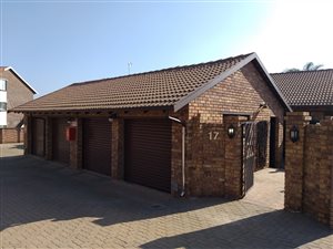 3 Bed Townhouse in Allen Grove